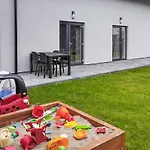 2 Bedroom Amazing Home In Grzybowo